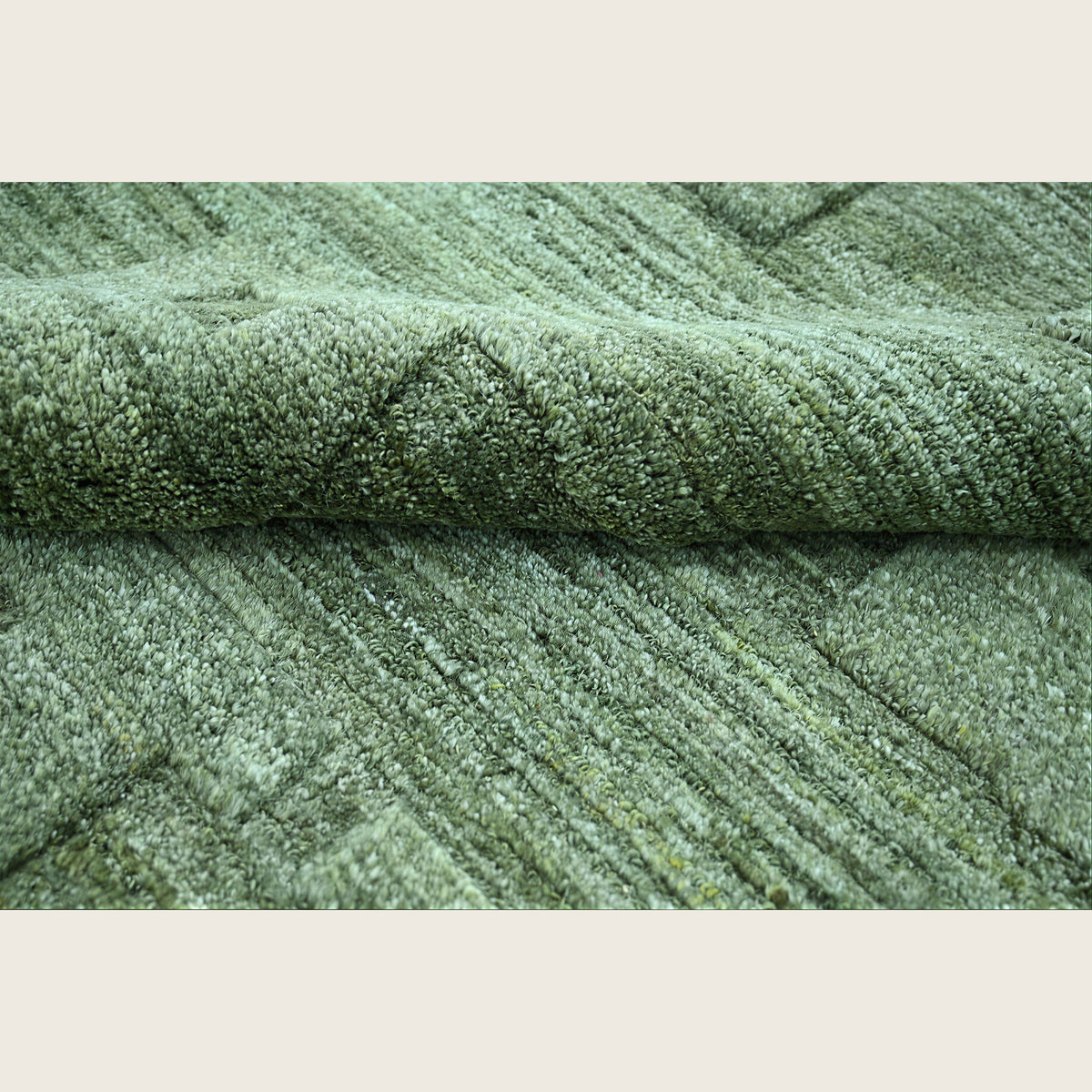 Dark Green Textured Wool Rug - 8' x 10'